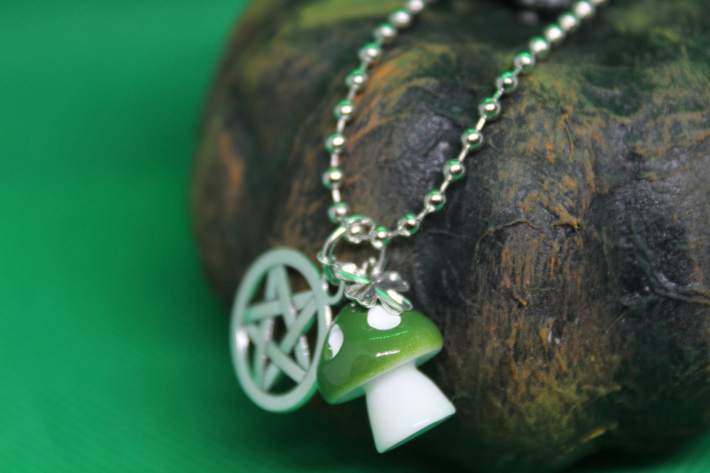 Green Mushroom Clover Pentacle Keychain Charm Zipper Pull Crystal Witch Witchy Jewelry Witchcraft Metaphysical
