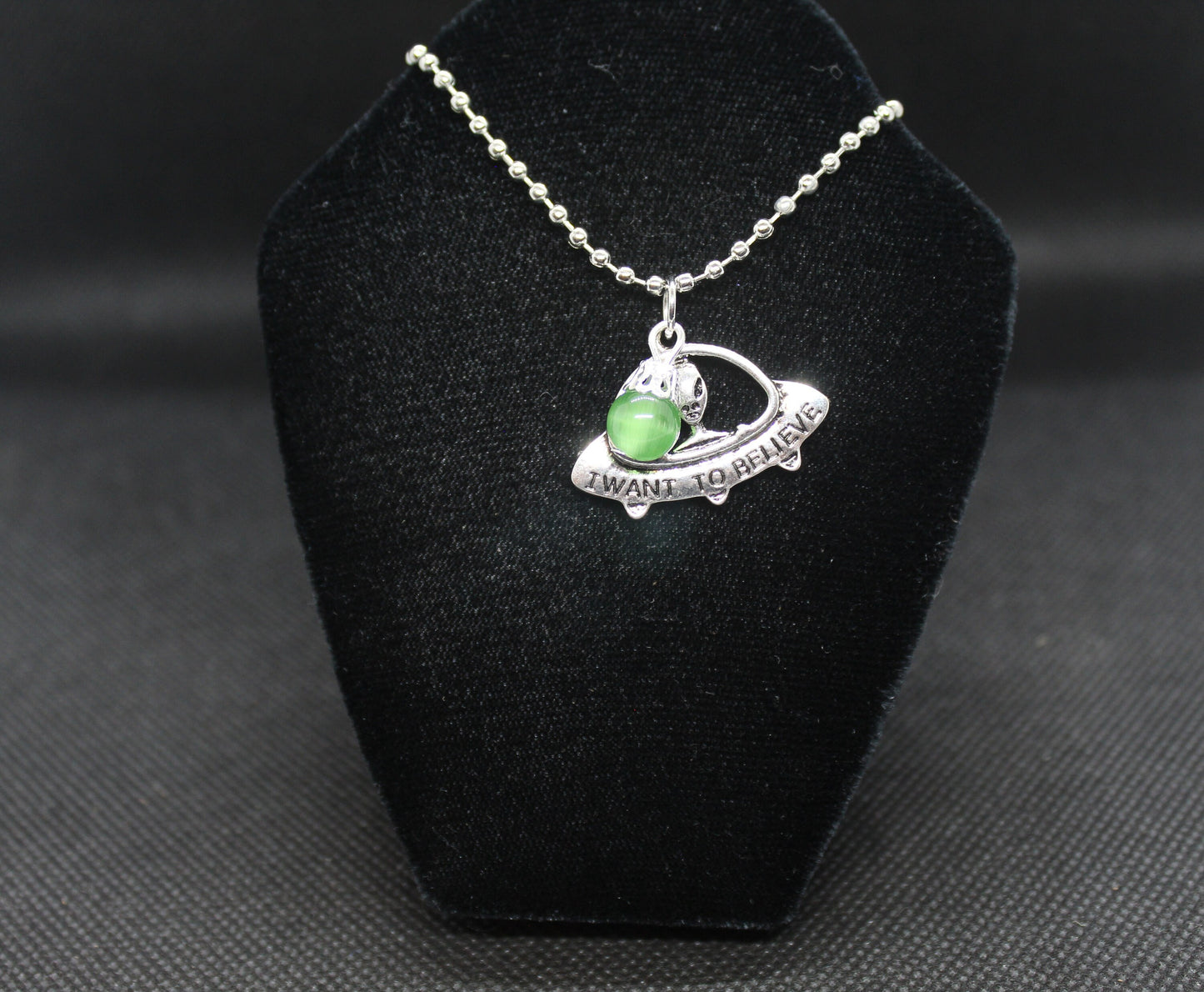 I Want to Believe UFO Alien Necklace Crystal Witch Witchy Jewelry Witchcraft Wicca Wiccan Pagan Metaphysical