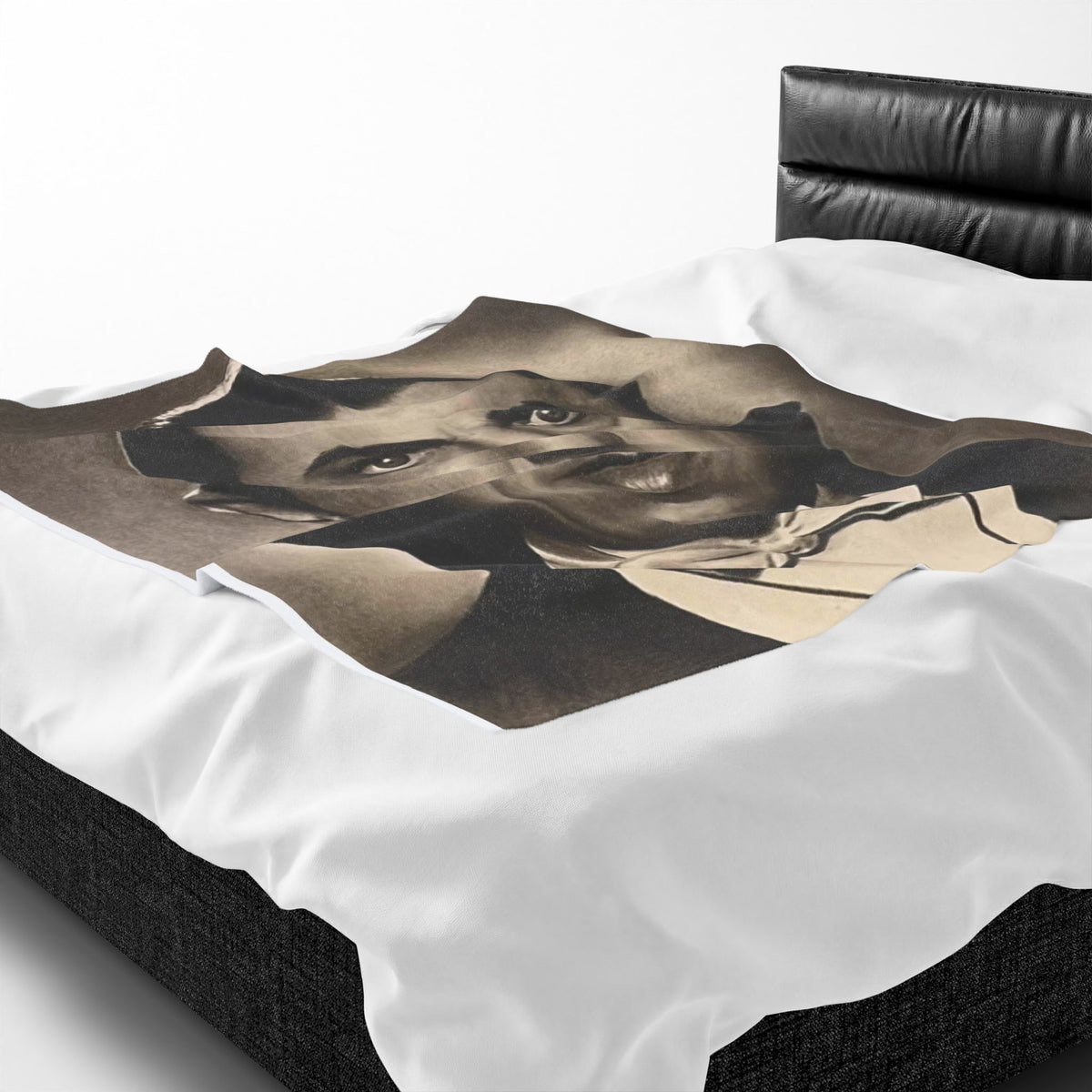 Original Dracula Portrait Velveteen Plush Blanket Gothic Vampire Throw Halloween Decor