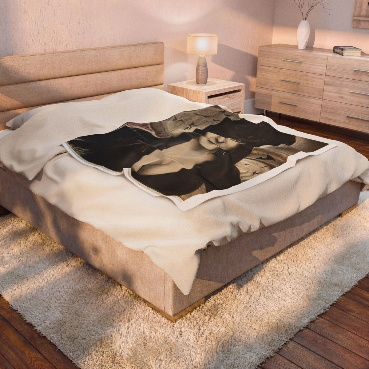 Elvira Gothic Velveteen Plush Blanket — Vintage Pinup Home Decor Throw