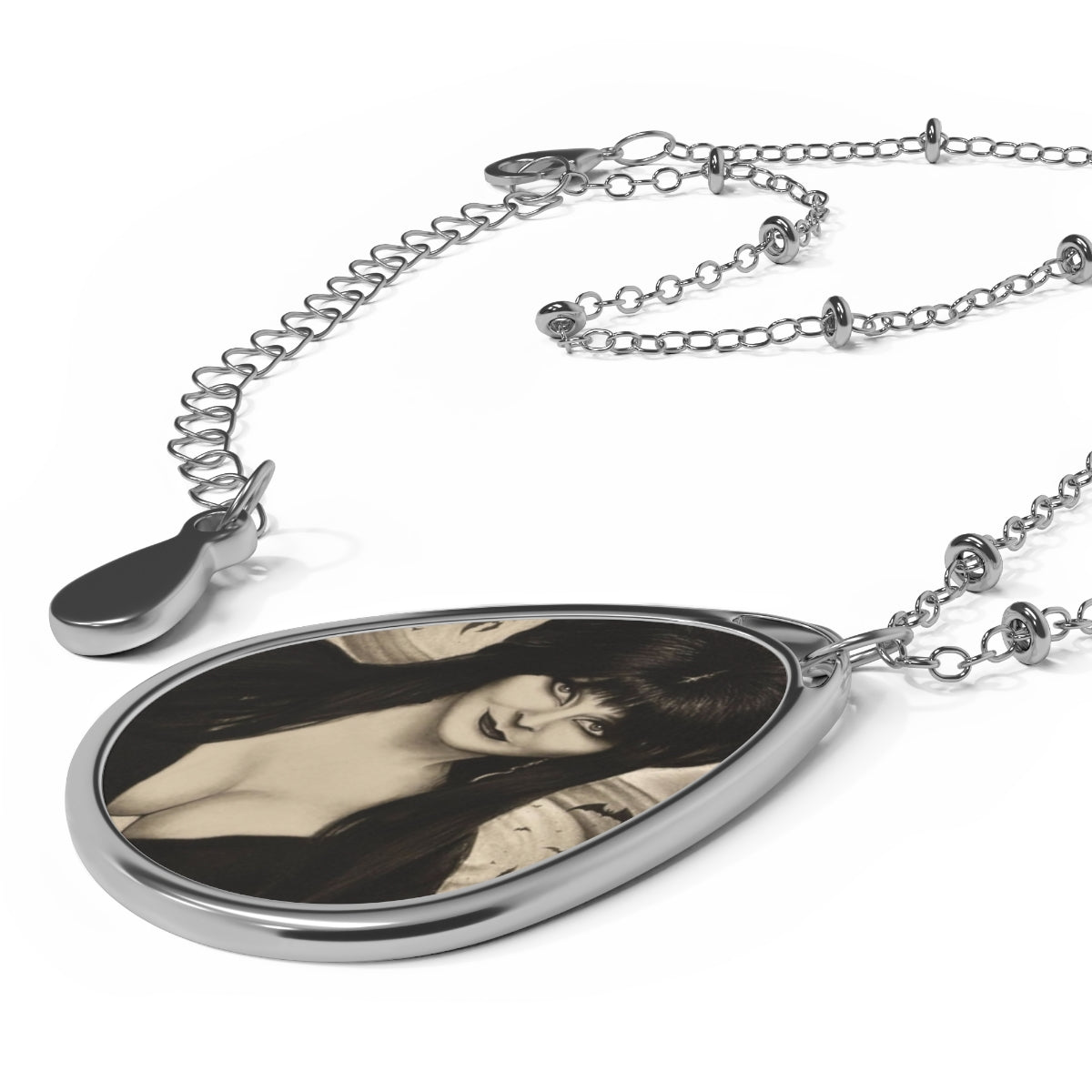 Elvira Mistress of the Dark Portrait Oval Necklace – Gothic Silver Teardrop Pendant Horror