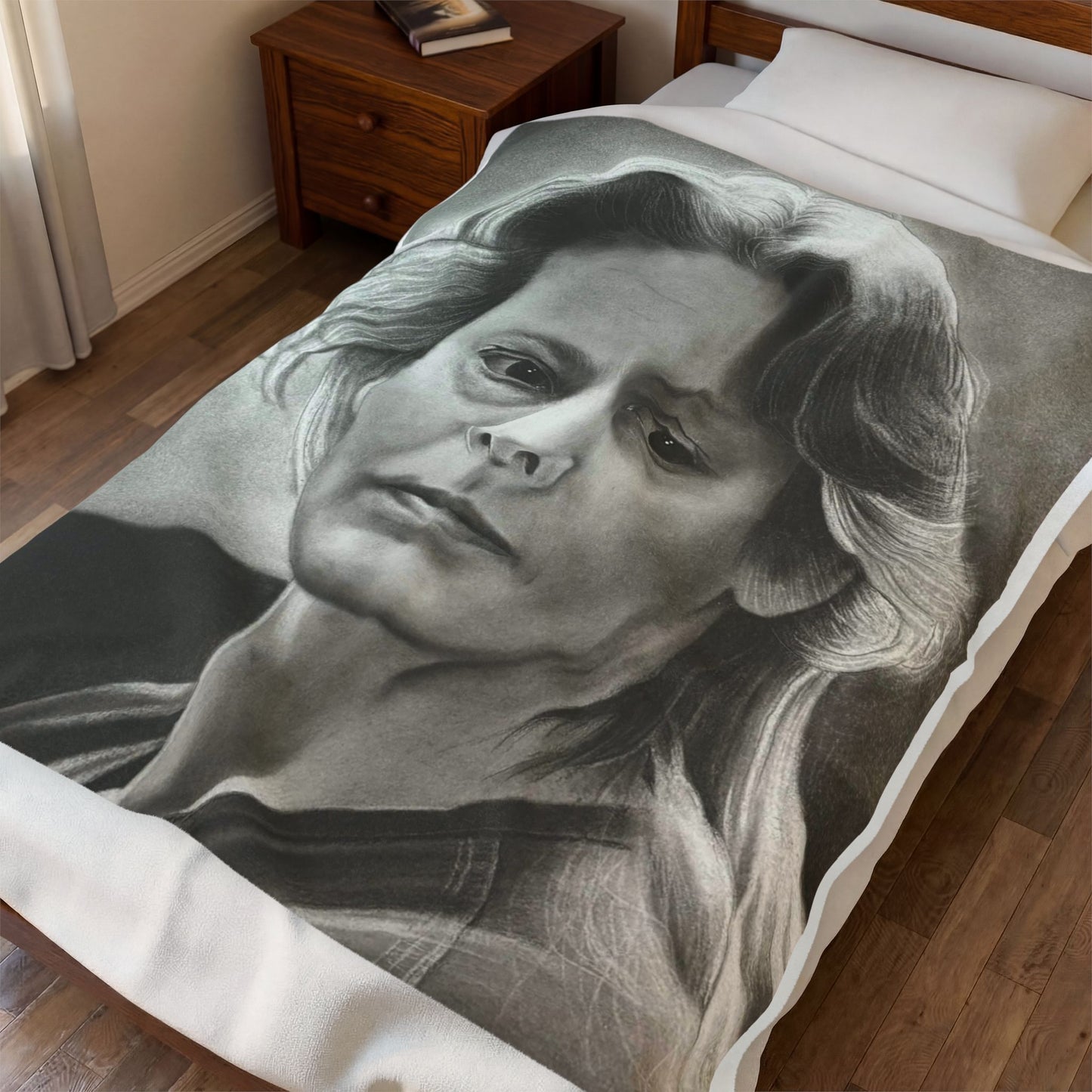 Aileen Wuornus True Crime Velveteen Plush Blanket – Home Decor Throw